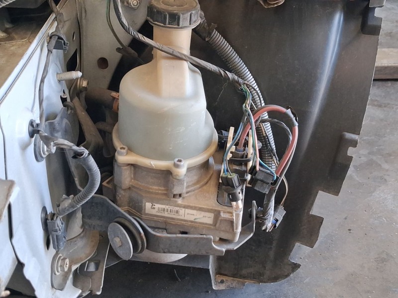 Recambio de bomba direccion electrica para dacia dokker furgón/monospace 1.5 dci (feaj) referencia OEM IAM   