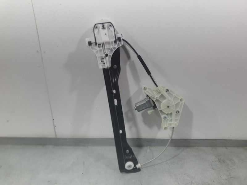 Recambio de elevalunas trasero derecho para omoda omoda 5 omoda 5 hev referencia OEM IAM 554000969AA  