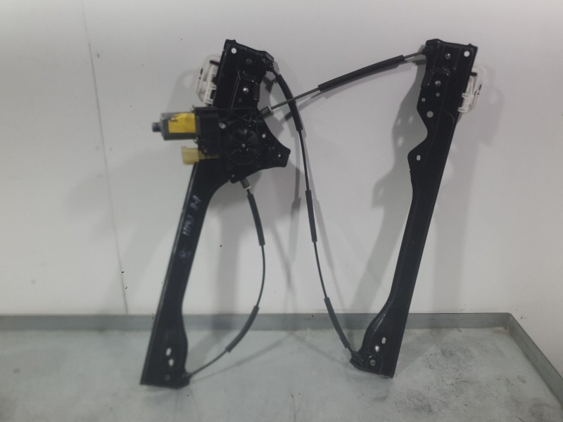 Recambio de elevalunas delantero derecho para ford s-max (cj, wa6) 2.0 tdci referencia OEM IAM EM2BR23200AC 0130822733 BOSCH