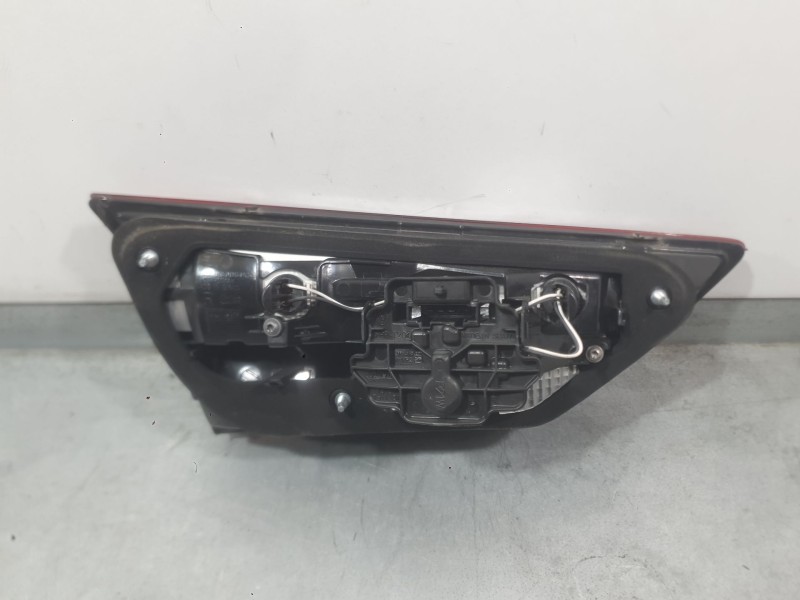 Recambio de piloto trasero derecho interior para seat leon st (5f8) 1.2 tsi referencia OEM IAM 5F9945094 90047633 VALEO