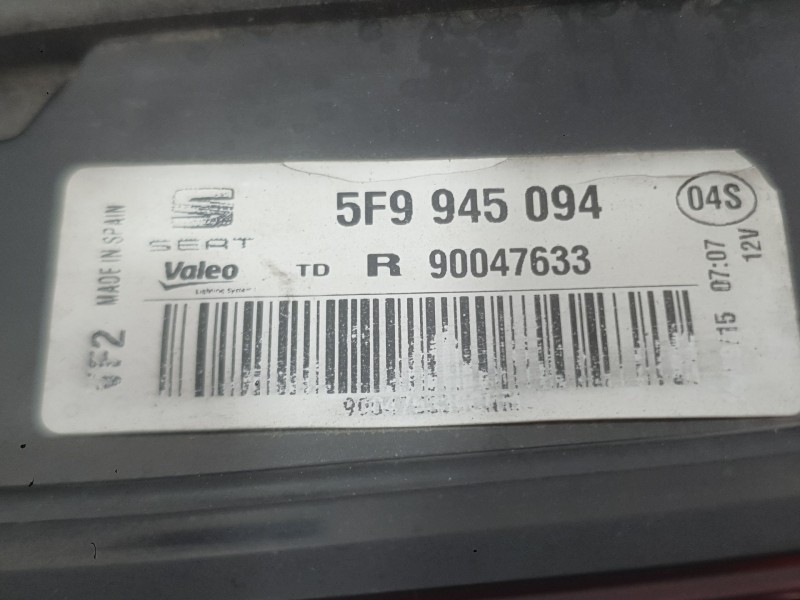 Recambio de piloto trasero derecho interior para seat leon st (5f8) 1.2 tsi referencia OEM IAM 5F9945094 90047633 VALEO