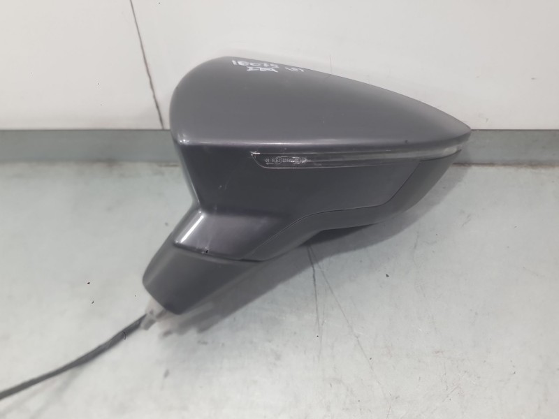 Recambio de retrovisor izquierdo para seat leon st (5f8) 1.2 tsi referencia OEM IAM 5F1857507P9B9 ELECTRICO 