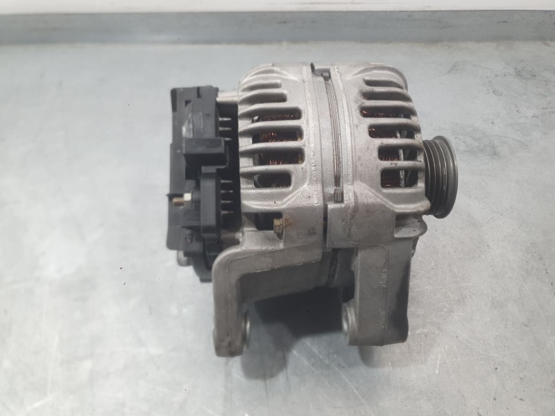 Recambio de alternador para opel astra g hatchback (t98) 2.0 dti 16v (f08, f48) referencia OEM IAM 95520886 93174497 