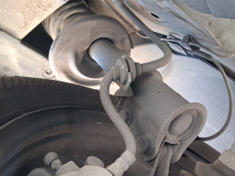 Recambio de amortiguador delantero derecho para dacia dokker furgón/monospace 1.5 dci (feaj) referencia OEM IAM 543023778R  