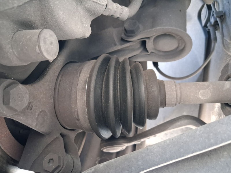 Recambio de transmision delantera derecha para dacia dokker furgón/monospace 1.5 dci (feaj) referencia OEM IAM 391002167R 391006