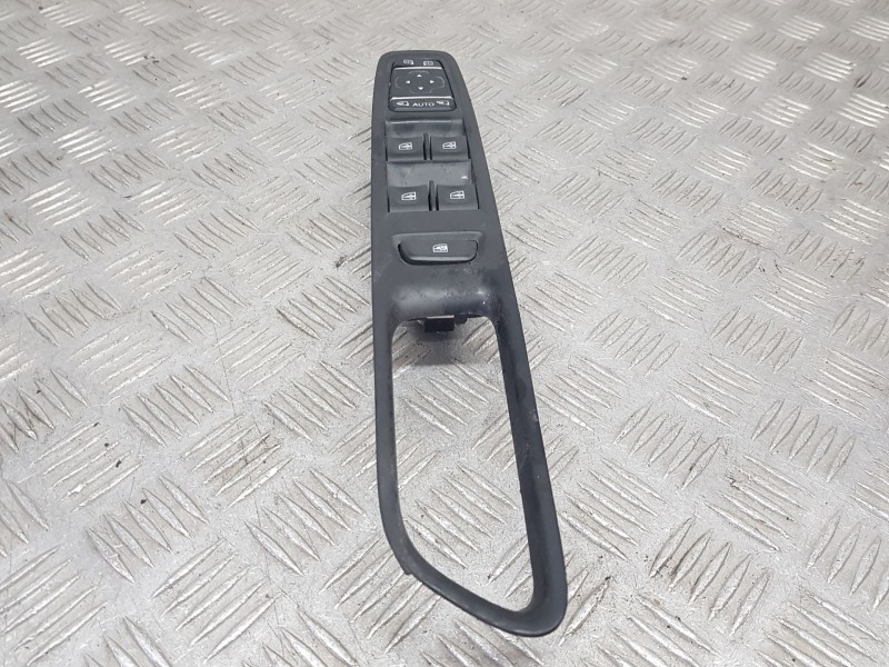 Recambio de mando elevalunas delantero izquierdo para renault captur i (j5_, h5_) 1.2 tce 120 referencia OEM IAM 254112588R C/ M