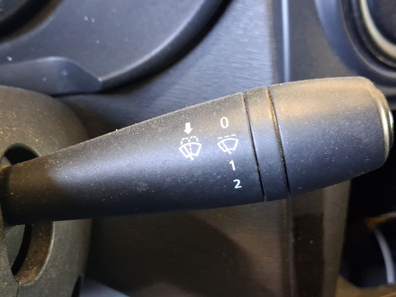 Recambio de mando luces y limpia para dacia dokker furgón/monospace 1.5 dci (feaj) referencia OEM IAM 255403924R  8201168003