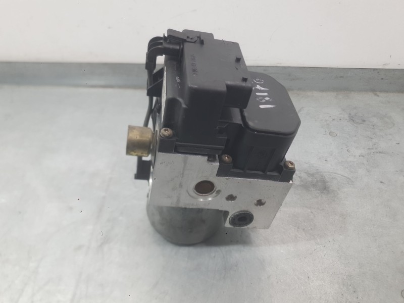 Recambio de abs para volkswagen passat b5 (3b2) 1.9 tdi referencia OEM IAM 8E0614111AN  
