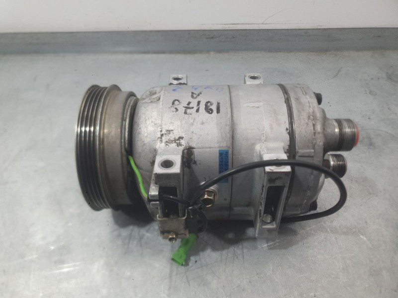 Recambio de compresor aire acondicionado para volkswagen passat b5 (3b2) 1.9 tdi referencia OEM IAM 8D0260805MV  