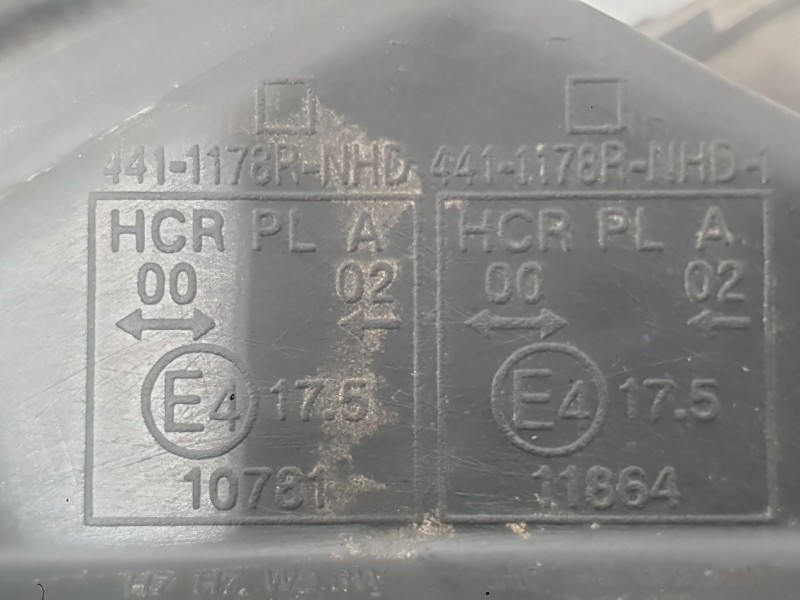 Recambio de faro derecho para volkswagen passat b5 (3b2) 1.9 tdi referencia OEM IAM 3B0941018K  