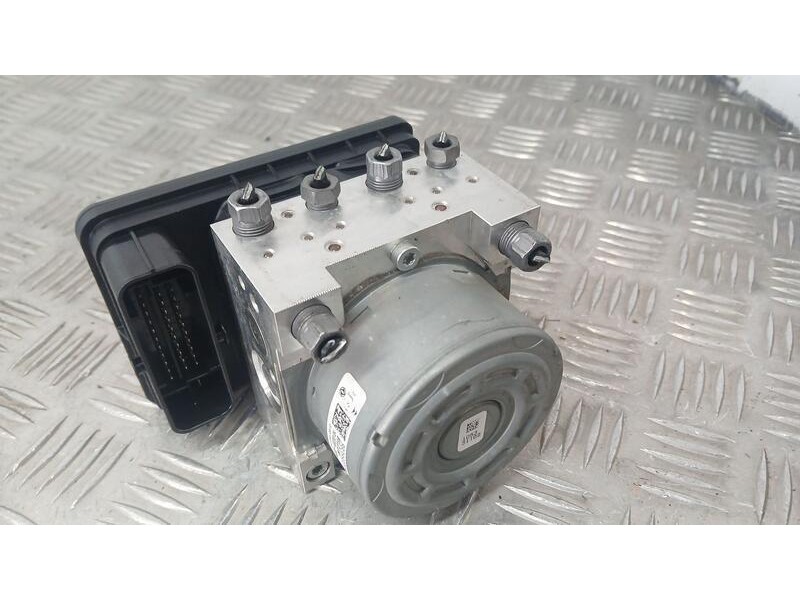 Recambio de abs para opel corsa f elegance referencia OEM IAM 9839933780 ATE 10022022254