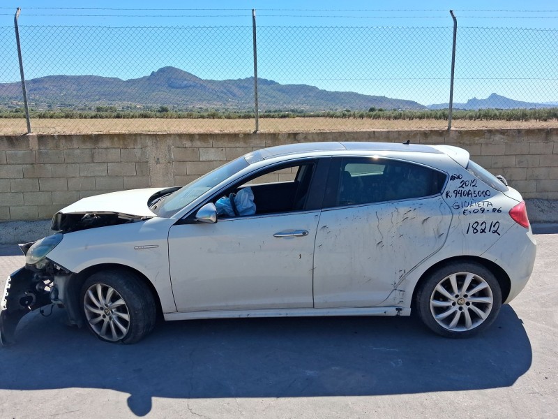 alfa romeo giulietta (940_) del año 2012
