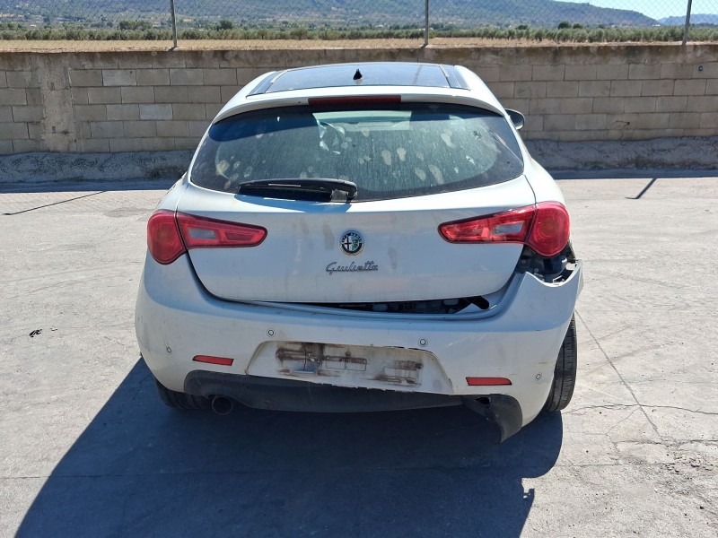 alfa romeo giulietta (940_) del año 2012