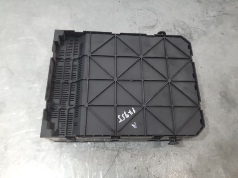 Recambio de caja reles / fusibles para peugeot 308 sw i (4e_, 4h_) 1.4 16v referencia OEM IAM  BSI 