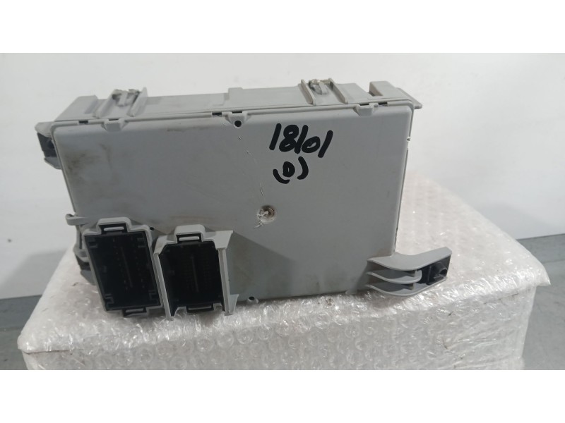 Recambio de caja reles / fusibles para ford ka (ru8) 1.2 referencia OEM IAM   