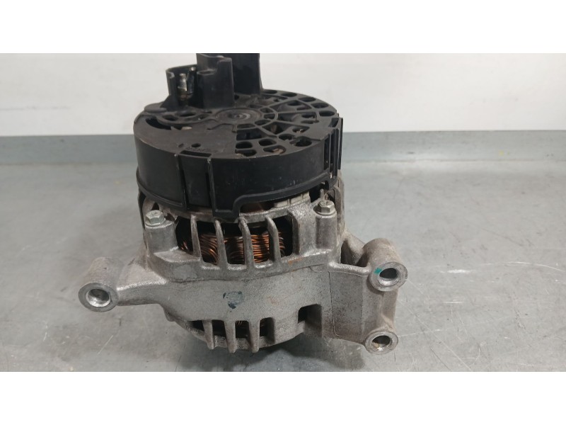 Recambio de alternador para ford ka (ru8) 1.2 referencia OEM IAM 1673521  
