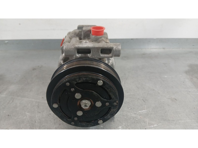 Recambio de compresor aire acondicionado para ford ka (ru8) 1.2 referencia OEM IAM 2637424  