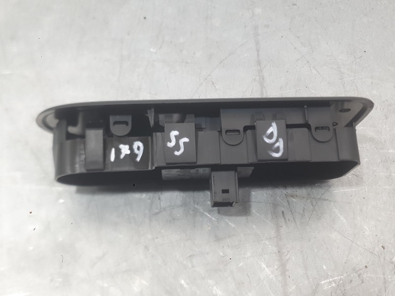Recambio de mando elevalunas delantero derecho para peugeot 308 sw i (4e_, 4h_) 1.4 16v referencia OEM IAM 649029  