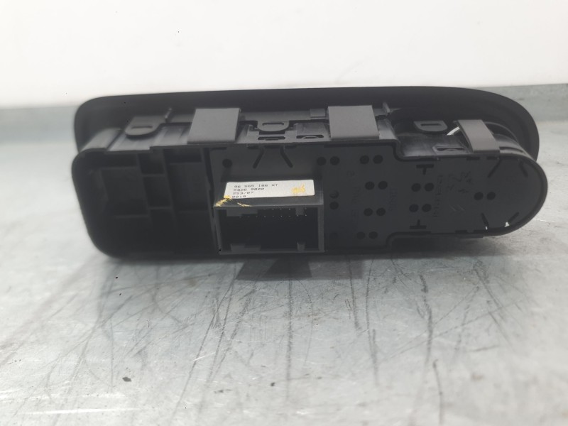 Recambio de mando elevalunas delantero izquierdo para peugeot 308 sw i (4e_, 4h_) 1.4 16v referencia OEM IAM 649024  