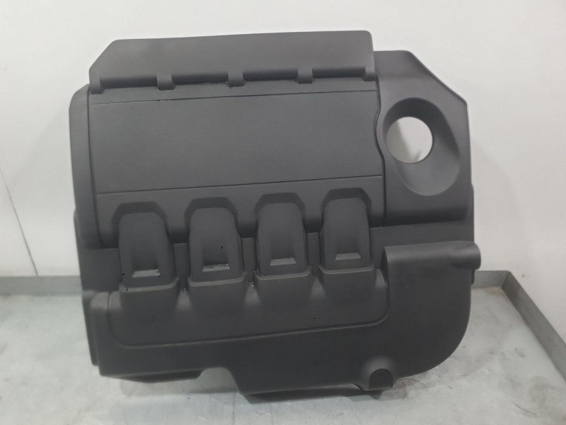 Recambio de tapa motor para seat leon (5f1) 2.0 tdi referencia OEM IAM 04L103925S  