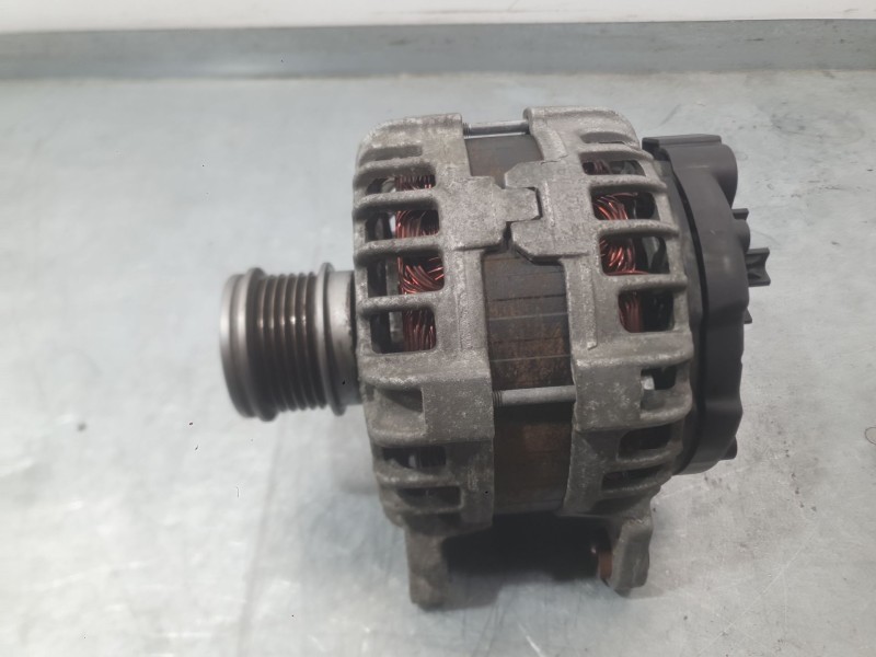Recambio de alternador para seat leon (5f1) 2.0 tdi referencia OEM IAM 03L903023JX 03L903023J 