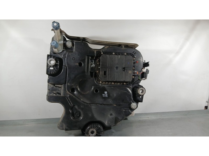 Recambio de deposito adblue para peugeot 3008 i monospace (0u_) 1.6 bluehdi 120 referencia OEM IAM 9807475780  