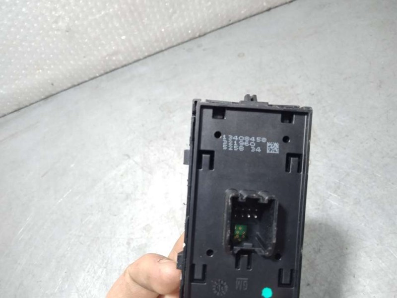 Recambio de mando elevalunas delantero izquierdo para opel astra k lim. 5türig selective start/stop referencia OEM IAM 13408458 