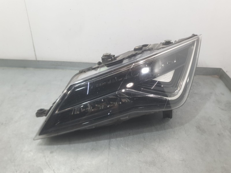Recambio de faro izquierdo para seat leon (5f1) 2.0 tdi referencia OEM IAM 5F1941005B  