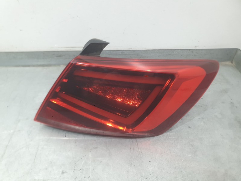 Recambio de piloto trasero derecho exterior para seat leon (5f1) 2.0 tdi referencia OEM IAM 5F0945096D  