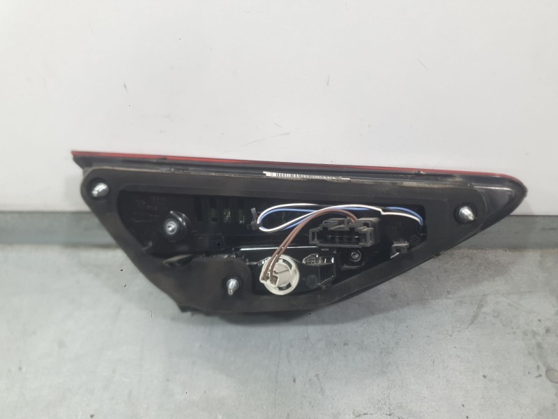 Recambio de piloto trasero derecho interior para seat leon (5f1) 2.0 tdi referencia OEM IAM 5F0945094L  