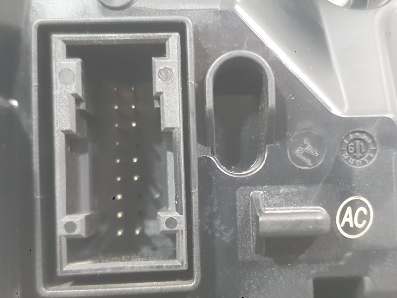 Recambio de cuadro instrumentos para seat leon (5f1) 2.0 tdi referencia OEM IAM 5F0920741F  