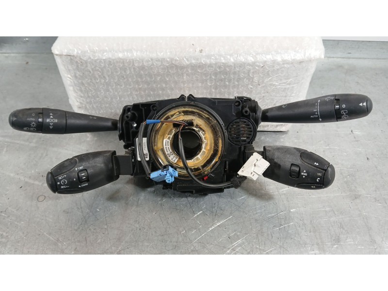 Recambio de mando luces y limpia para peugeot 3008 i monospace (0u_) 1.6 bluehdi 120 referencia OEM IAM 96773911ZD  
