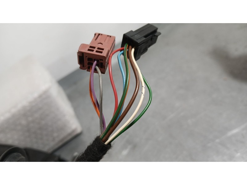 Recambio de retrovisor izquierdo para peugeot 3008 i monospace (0u_) 1.6 bluehdi 120 referencia OEM IAM 8153ZV  