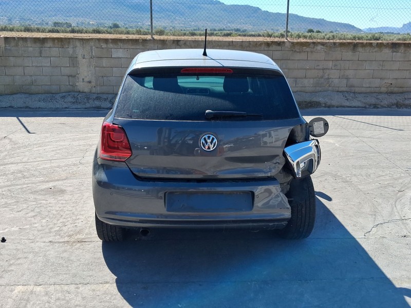 volkswagen polo v (6r1, 6c1) del año 2010