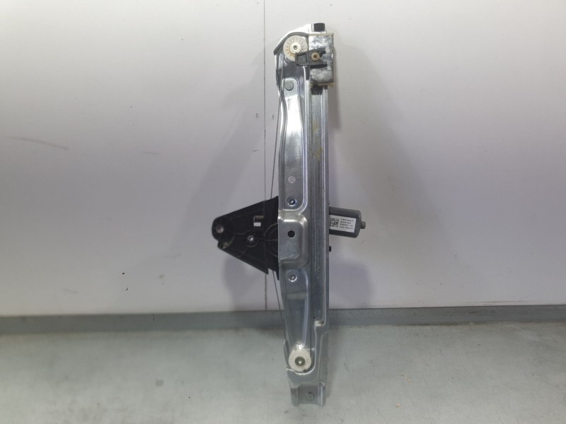 Recambio de elevalunas trasero izquierdo para dacia sandero iii 1.0 tce 90 eco-g referencia OEM IAM 827217099R  