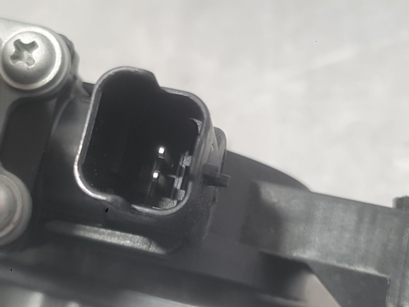 Recambio de elevalunas trasero izquierdo para dacia sandero iii 1.0 tce 90 eco-g referencia OEM IAM 827217099R  