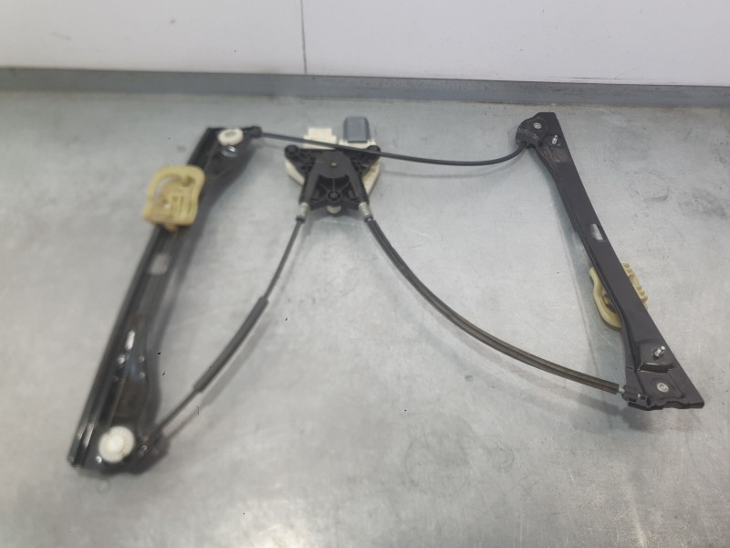 Recambio de elevalunas delantero izquierdo para seat toledo iv (kg3) 1.6 tdi referencia OEM IAM 5JA959801H  