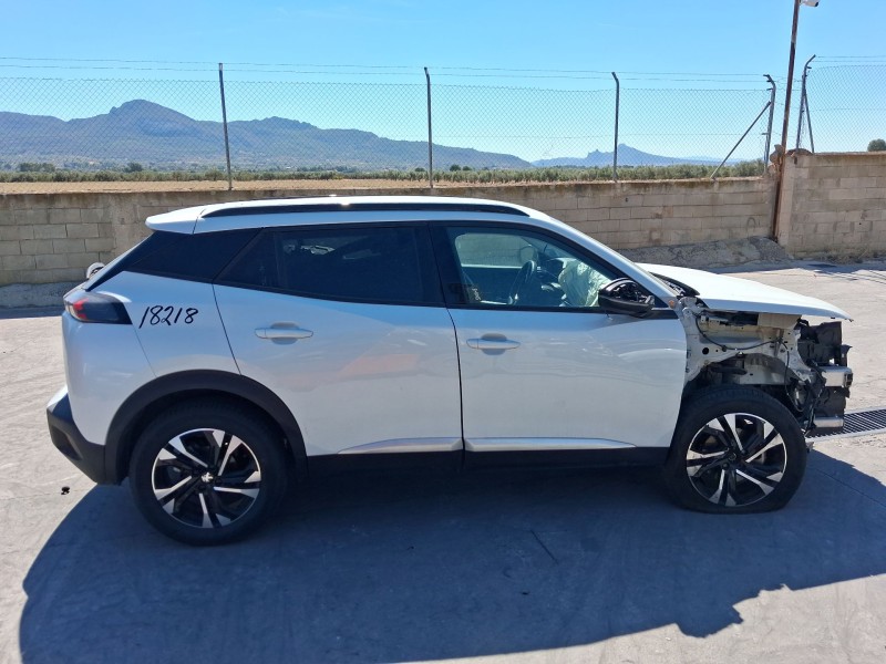 peugeot 2008 ii (ud_, us_, uy_, uj_, ur_, uc_) del año 2020
