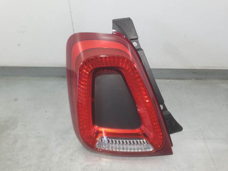Recambio de piloto trasero izquierdo para fiat 500 (312_) 1.0 mild hybrid (312.ayd1b) referencia OEM IAM 52007424  