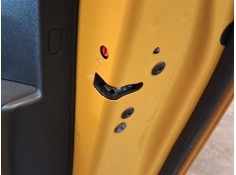 CERRADURA PUERTA TRASERA DERECHA 9844412880 
