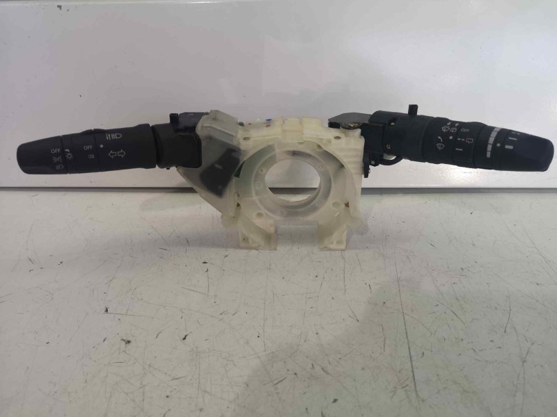 Recambio de mando luces y limpia para nissan micra (k12e) acenta referencia OEM IAM   