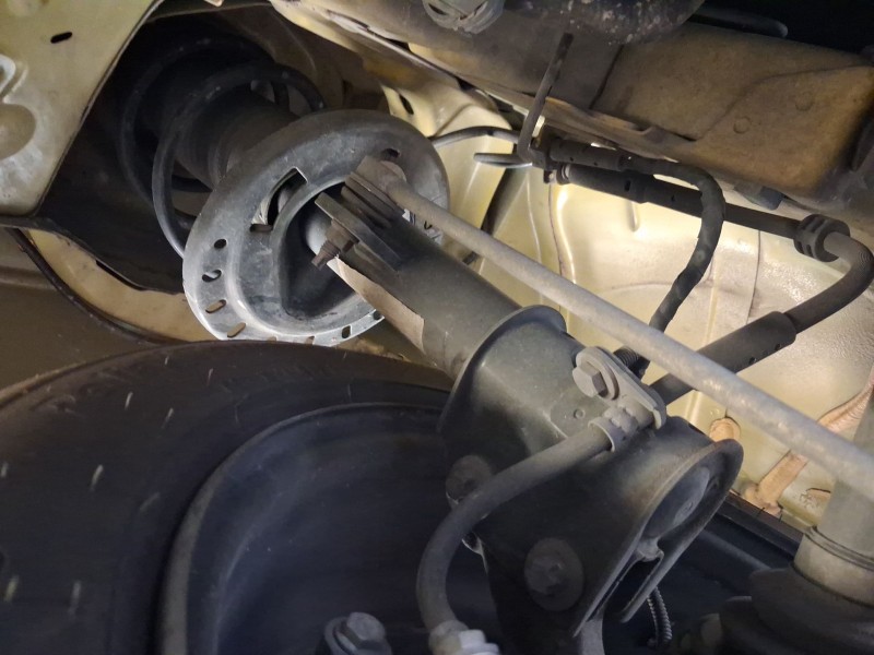 Recambio de amortiguador delantero derecho para peugeot 208 ii (ub_, up_, uw_, uj_) 1.2 puretech 100 referencia OEM IAM 98676042