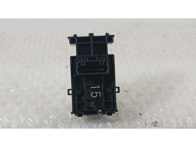 Recambio de mando elevalunas trasero izquierdo para toyota corolla ranchera familiar (_e21_) 1.8 hybrid (zwe211) referencia OEM 