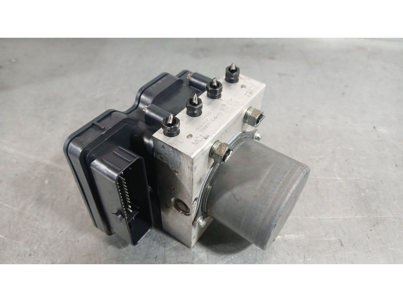 Recambio de abs para toyota corolla ranchera familiar (_e21_) 1.8 hybrid (zwe211) referencia OEM IAM 4405002N71  