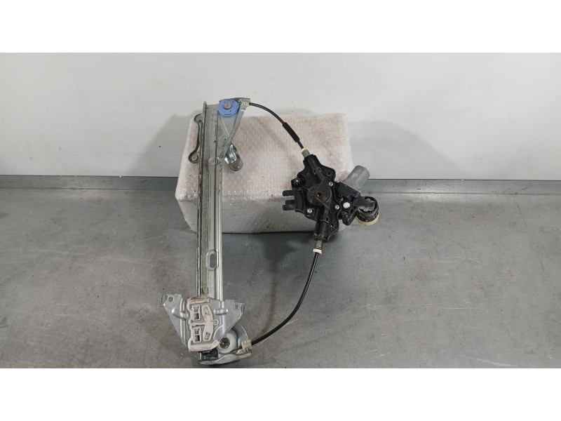 Recambio de elevalunas delantero derecho para toyota corolla ranchera familiar (_e21_) 1.8 hybrid (zwe211) referencia OEM IAM 69