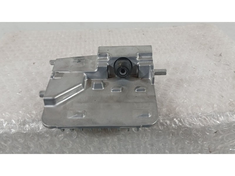 Recambio de camara para toyota corolla ranchera familiar (_e21_) 1.8 hybrid (zwe211) referencia OEM IAM 8646C12111  