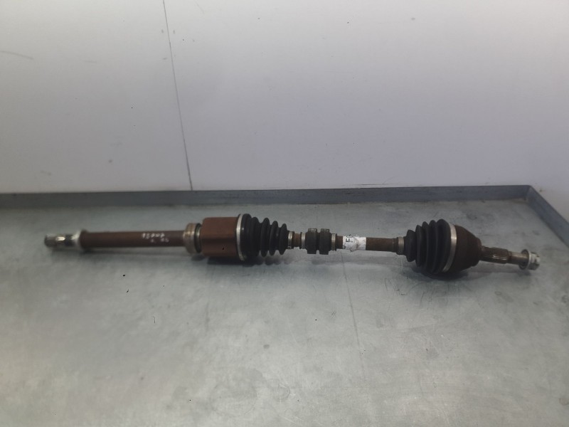 Recambio de transmision delantera derecha para nissan juke (f15) 1.5 dci referencia OEM IAM 391001KC0B  
