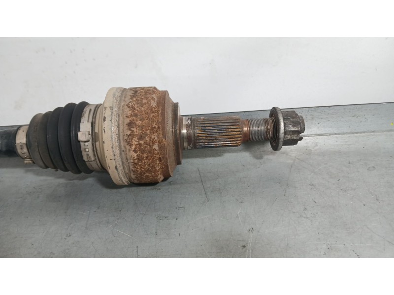 Recambio de transmision trasera derecha para audi q7 (4lb) 3.0 tdi quattro referencia OEM IAM 7L8501201  