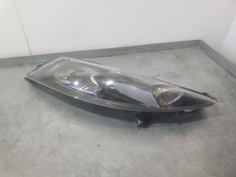 Recambio de faro derecho para nissan juke (f15) 1.5 dci referencia OEM IAM 260101KA0C  