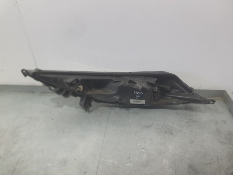 Recambio de faro derecho para nissan juke (f15) 1.5 dci referencia OEM IAM 260101KA0C  